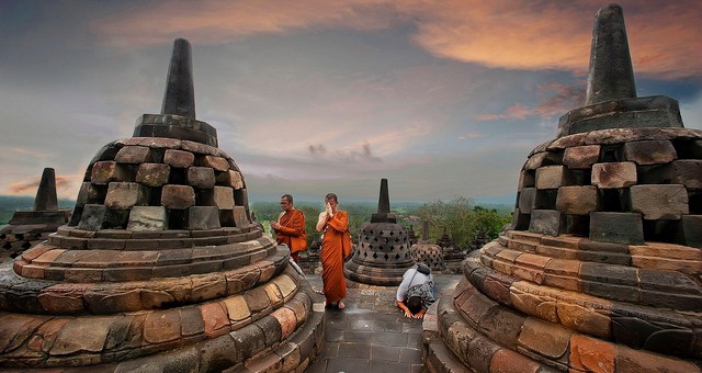 den-borobudur-indonesia00009
