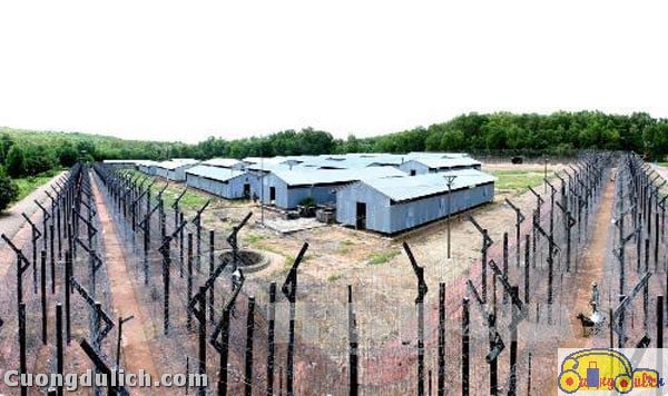 Review-chi-tiet-nha-tu-phu-quoc00004