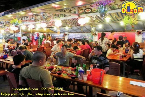 tour-phu-guoc-cho-dem-phu-quoc-cuongdulich.com00017