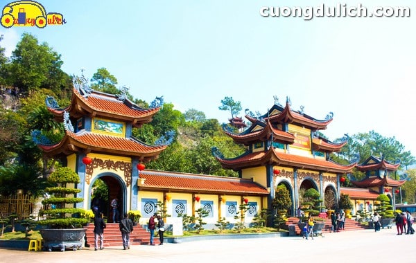 chua-Ba-Vang00006