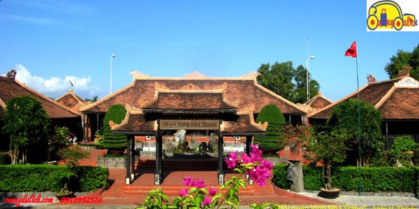 Khu-du-lich-Hon-Chong-12