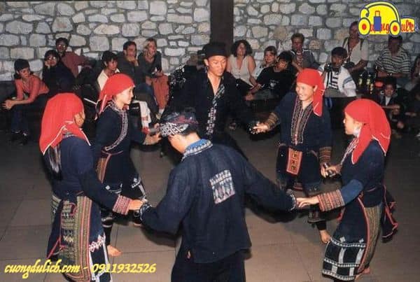 CHO-TINH-SAPA-11