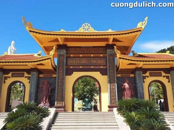chua-ho-quoc00017