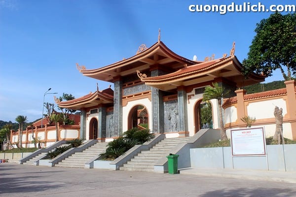 chua-ho-quoc00021