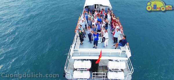 superdong-khai-truong-tau-phu-quoc-nam-du00011