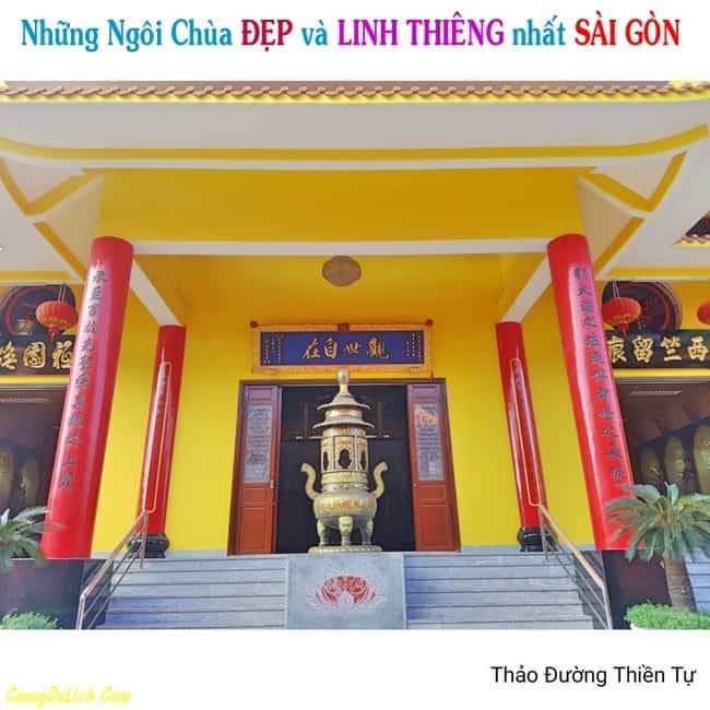 ngoi-chua-o-sai-gon-linh-thieng-va-dep-nhat-13