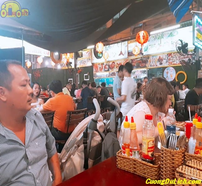 cho-dem-nha-trang-4