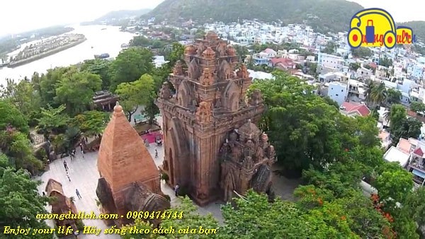 "Compilation of 3-day 2-night budget travel experience in Nha Trang"