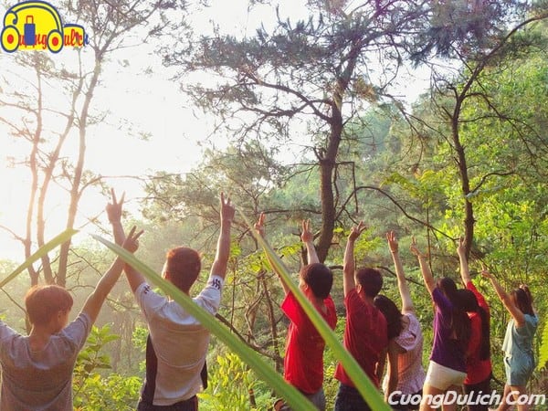 Guide to visit My Hill - Dong Quan Lake Ecotourism Area in Soc Son