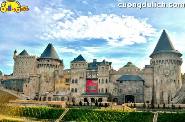 Visiting Ba Na Hills on a rainy day and important notes you need to know